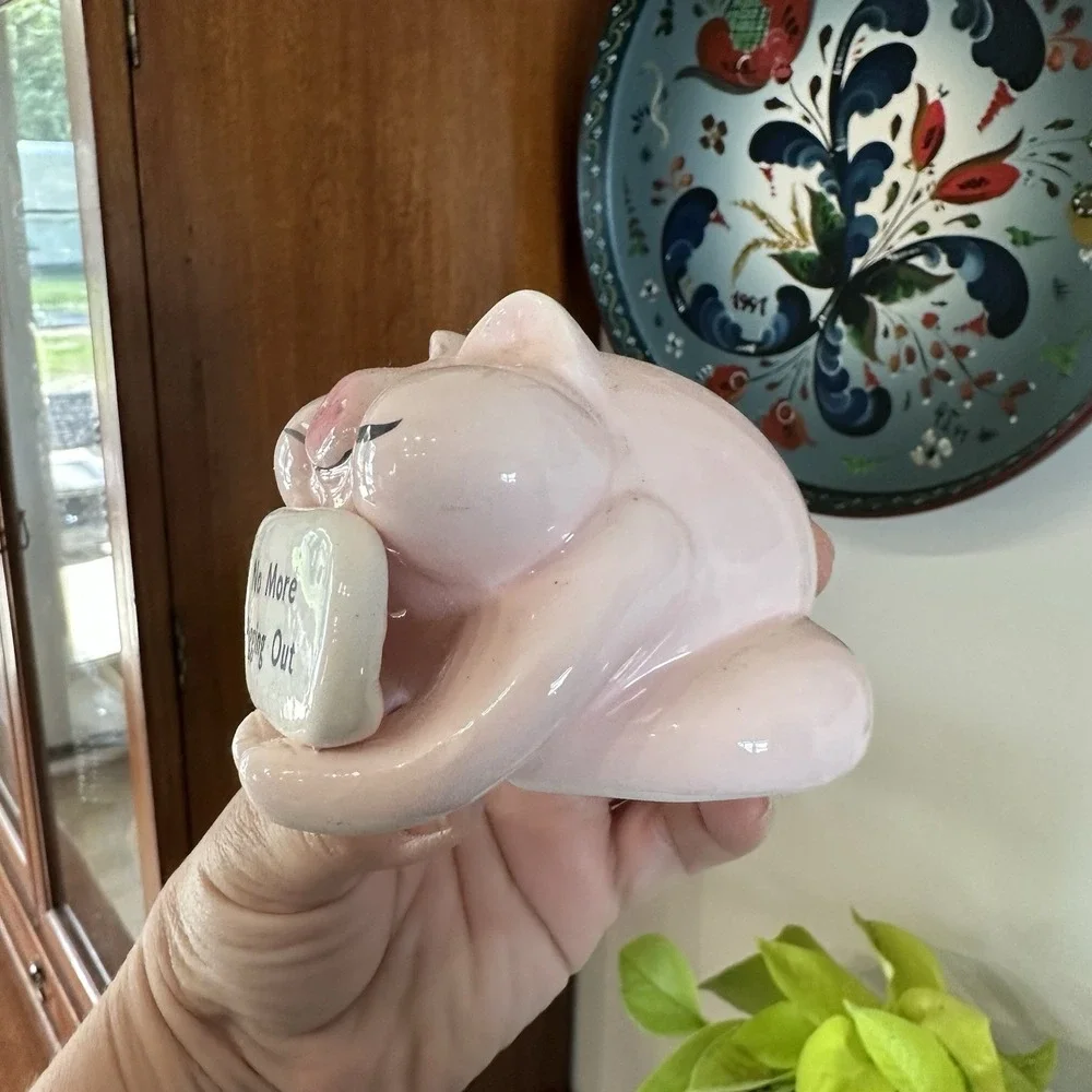 Pink‎ White Ceramic Pig Figural Salt Shaker w/ Stopper 